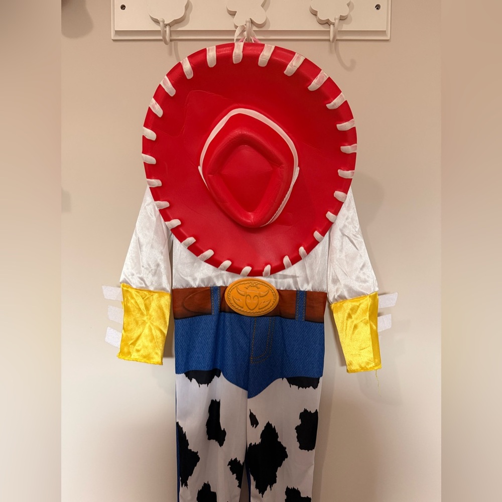 Disguise Disney Pixar Jessie Toy Story Costume - Comes with hat! - Picture 3 of 5